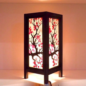 Lampe japonaise Lanterne Cherry Blossom Red Sakura Lampe, Lampe de style japonais, Lampe Zen Lampe de table de chevet Lampe japonaise pour chambre à coucher Décoration intérieure image 1