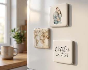 Imanes de foto minimalistas personalizados, mapa de acuarela y fecha (juego de 3), decoración de porcelana para refrigerador, regalo de aniversario estético personalizado.