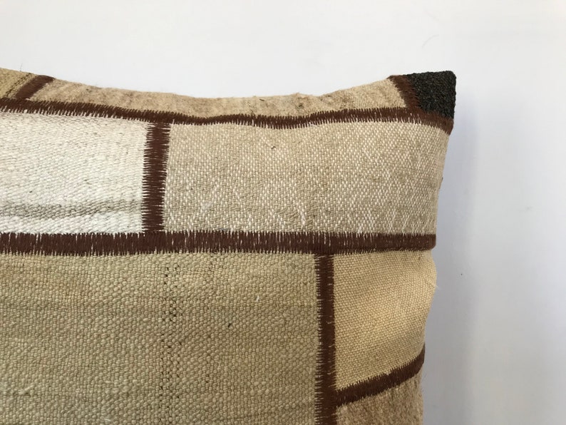 Brown Hues Tribal Kilim Throw Pillow Cover 20x20 In Off White Home Living Home Decor Vadel Com