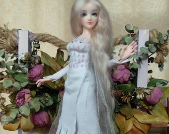 Mini BJD by artist Sister Fox's Princesses unique Elsa Frozen skin and Tyrande Whisperwind