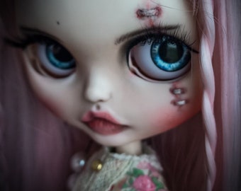 Bambola Blythe / Blythe gotica / Blythe personalizzata / Bambola horror / spedizione DHL gratuita