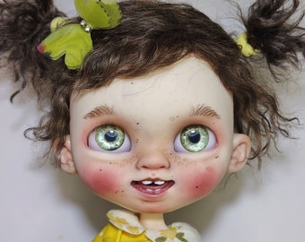 Blythe doll / blythe with natural hair / ooak / free DHL shipping