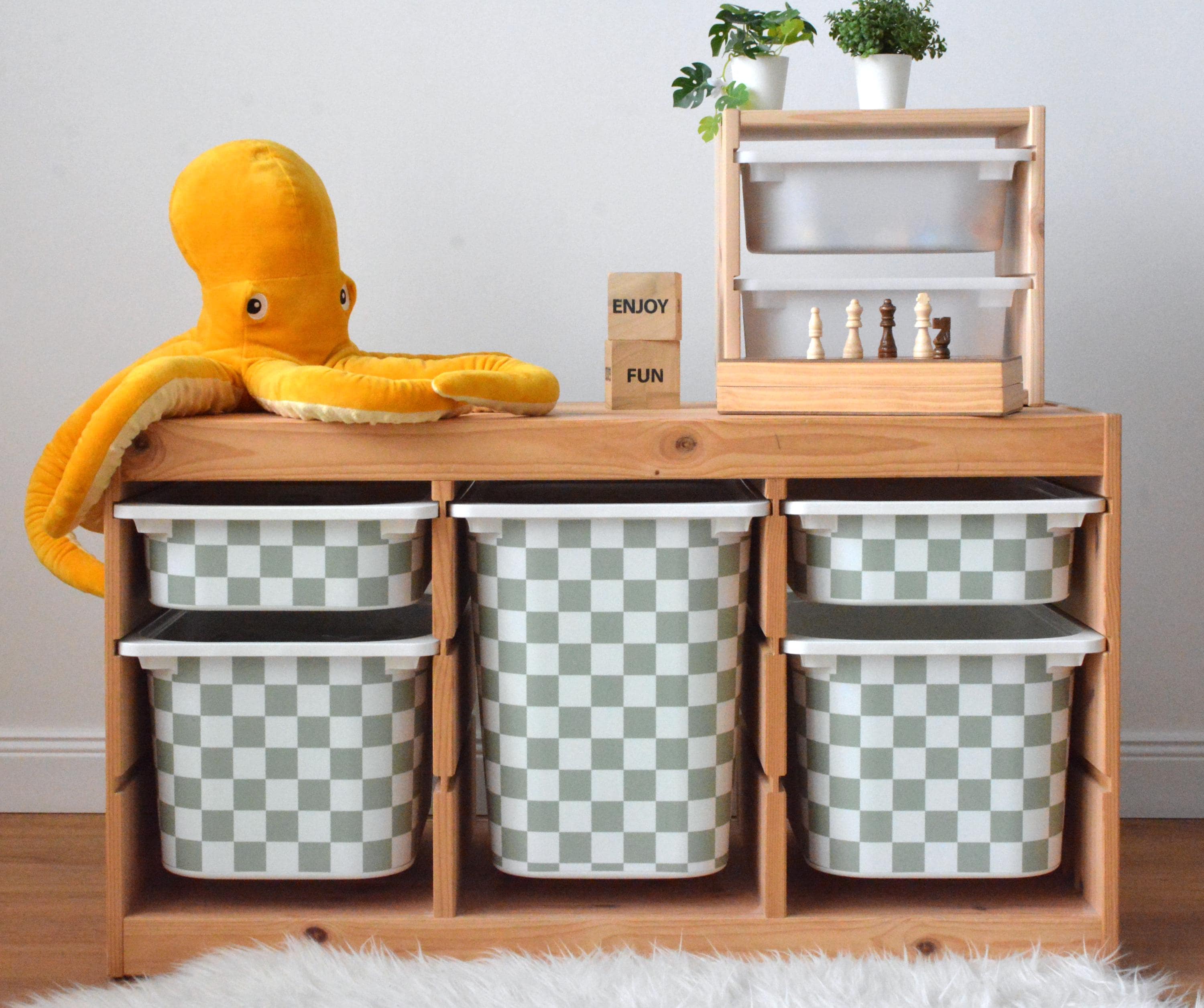 IKEA Trofast収納ボックス用の、フレッシュなセージグリーンの市松模様