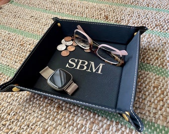 Personalized Valet Tray / Snap Catchall Tray / Vegan Leather Tray / Groomsman Gift / Bridesmaid Gift