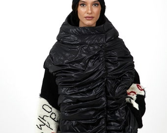 Black crumpled puffer jacket with knit sleeves