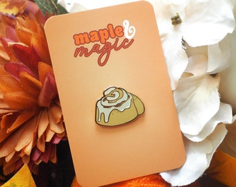 Cinnamon Roll / Bun hard enamel pin | autumn | fall