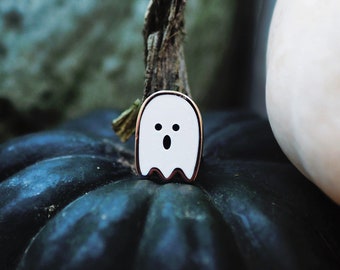 Little Ghostie pin | Halloween