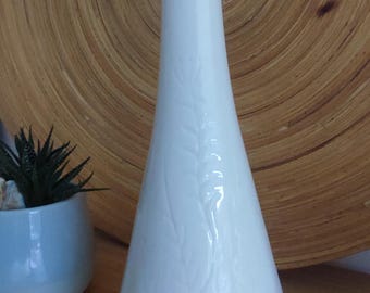 White soliflore vase made of ceramic