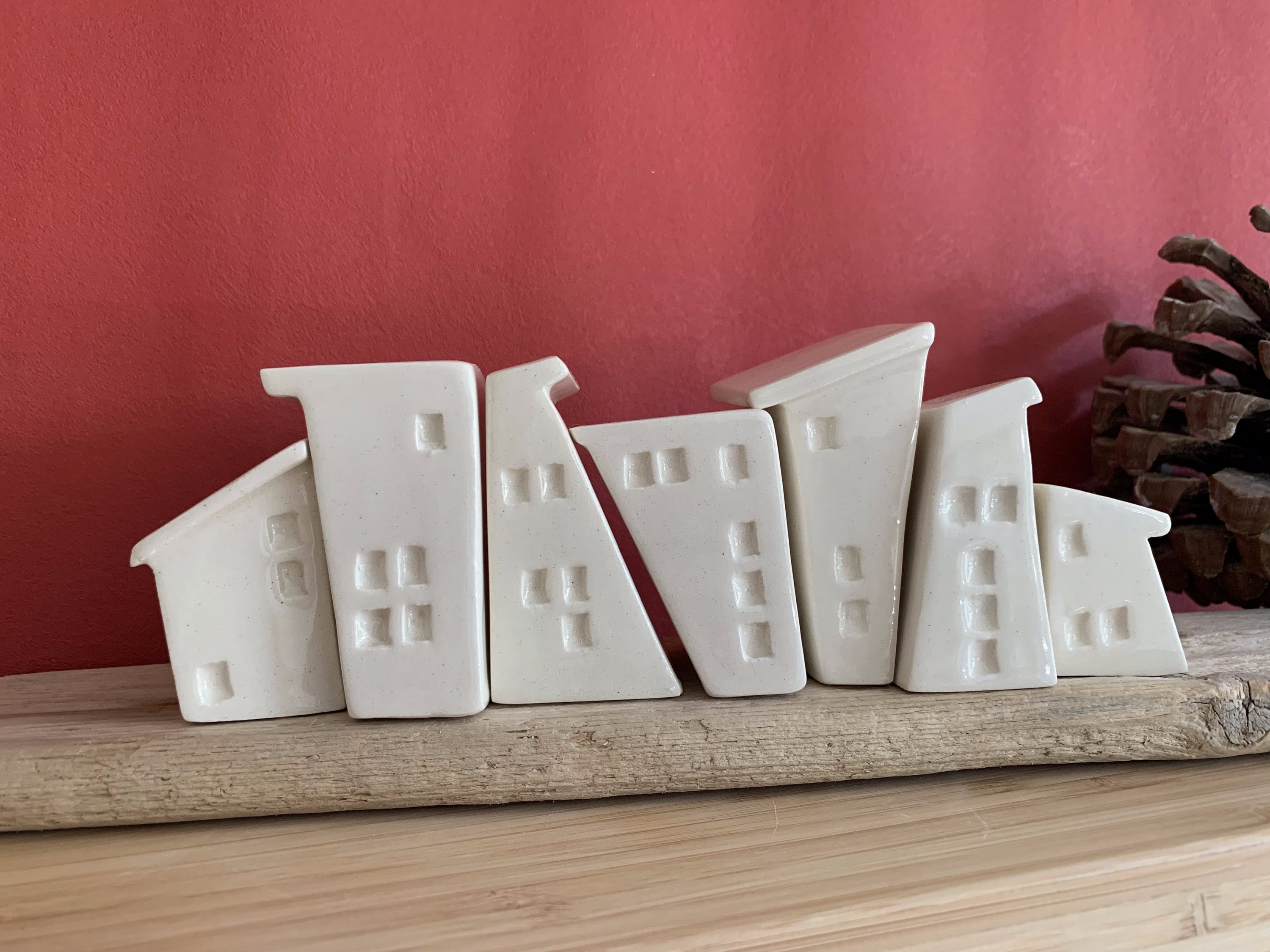 Village avec Maisons Destructurées en Céramique