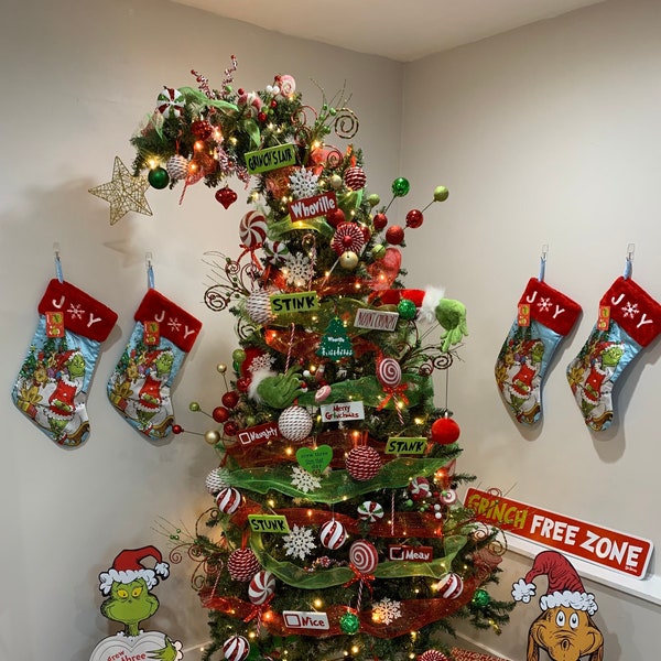 Grinch Christmas tree with grinch tree skirt, Grinch and Max