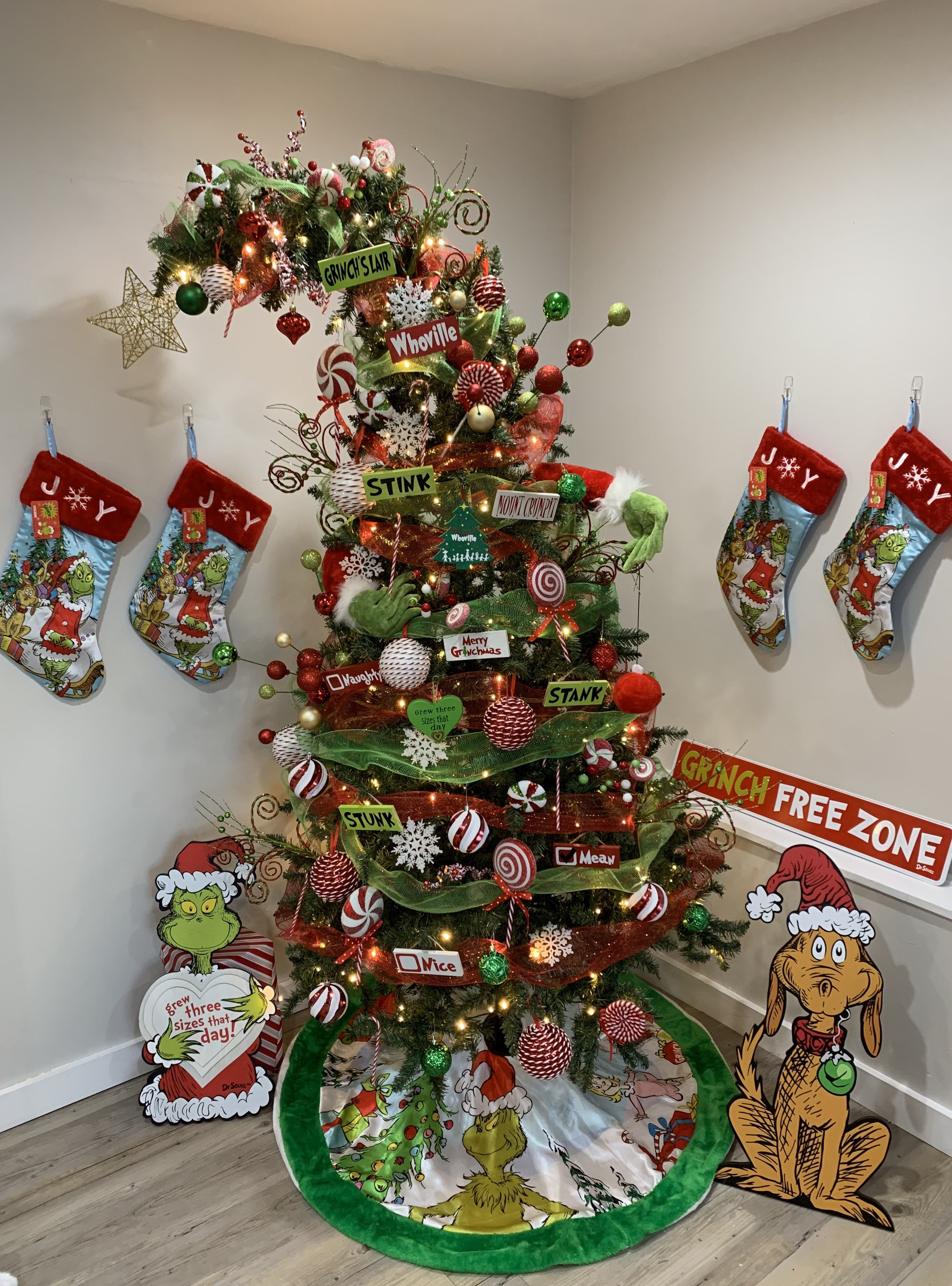 Grinch Christmas Ornaments Set – Handmade Wooden Holiday Decorations – Whoville Tree Décor – Stink Stank Stunk, Mt. Crumpit, Naughty Nice Me