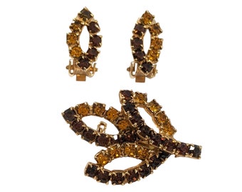 Vintage Rhinestone Brooch and Clip On Earrings Set: Gold Tone Leaf Design