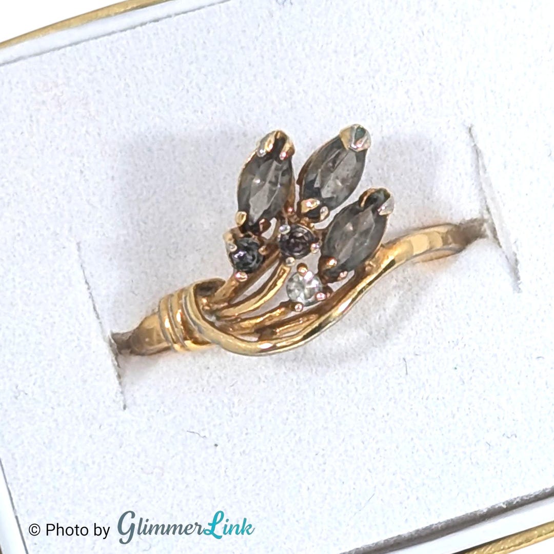 Vintage 60s 70s Smoky Gray Rhinestone Leaf Spray Gold Tone Ring – Size ...