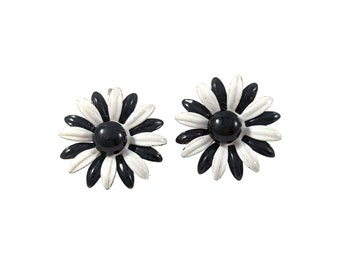 Vintage Black and White Enamel Daisy Silver Tone Clip On Earrings