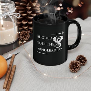 Vierde vleugel mok Moederdag cadeau grappig kantoorhumor leesgrage Fairyloot geschenken boek vriendje Romantasy Reader Booktok Lovers Basgiath Xaden afbeelding 1