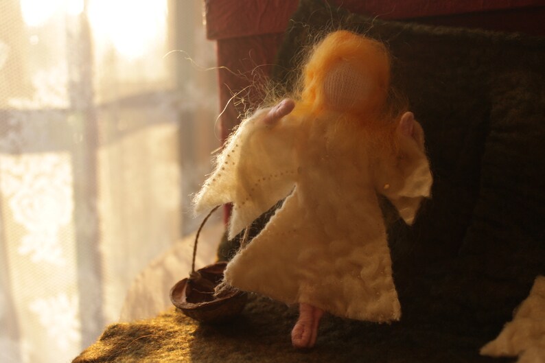 Angel post, Advent calendar