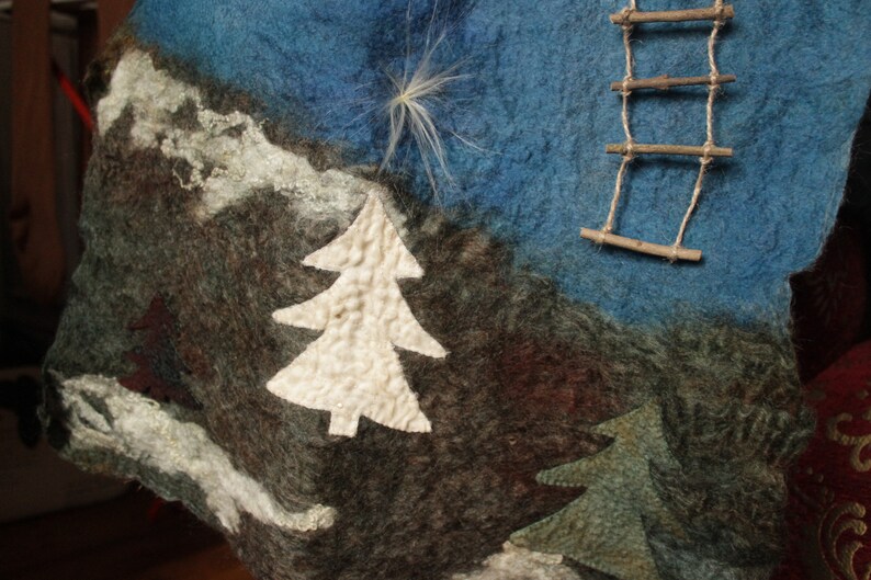 Angel post, Advent calendar