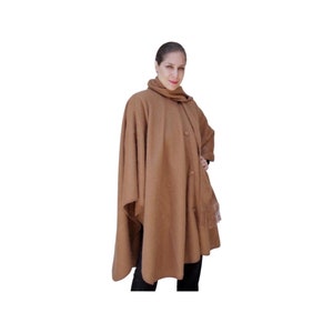 Alpaca sweater , Alpaca Jacket Cape, elegant cape, alpaca button up jacket, unique real alpaca fibres
