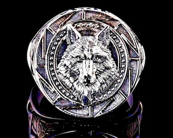 Incredibly Detailed Hand-Crafted Steel Wolf Ring, Mens Hand Jewelry, Masculine Father's Day Gift for Dad, Brother, Boyfriend