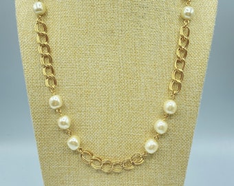 Vintage Napier Baroque Pearl and Gold Chain Necklace, Chunky Napier Pearl and Gold Chain, 80s Napier Necklace, 24 Inches, Napier Jewelry