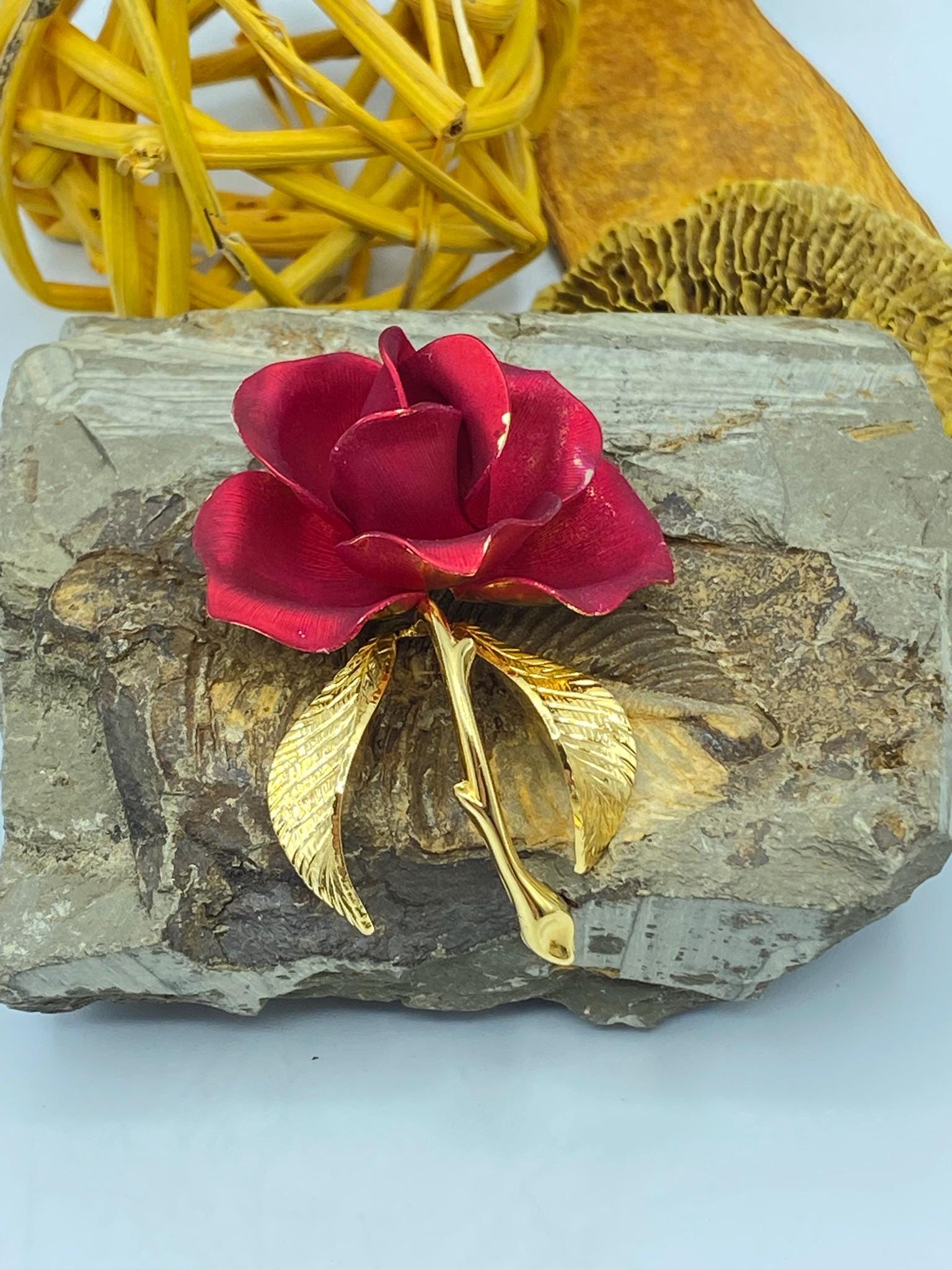 ASURA☆ROSE BROOCH OFF SHOULDER T Cerrito Rose Brooch - Etsy