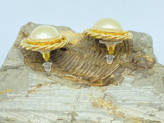 Vintage KJL Pearl Earrings: Gold Tone Rope Trim, … - image 7