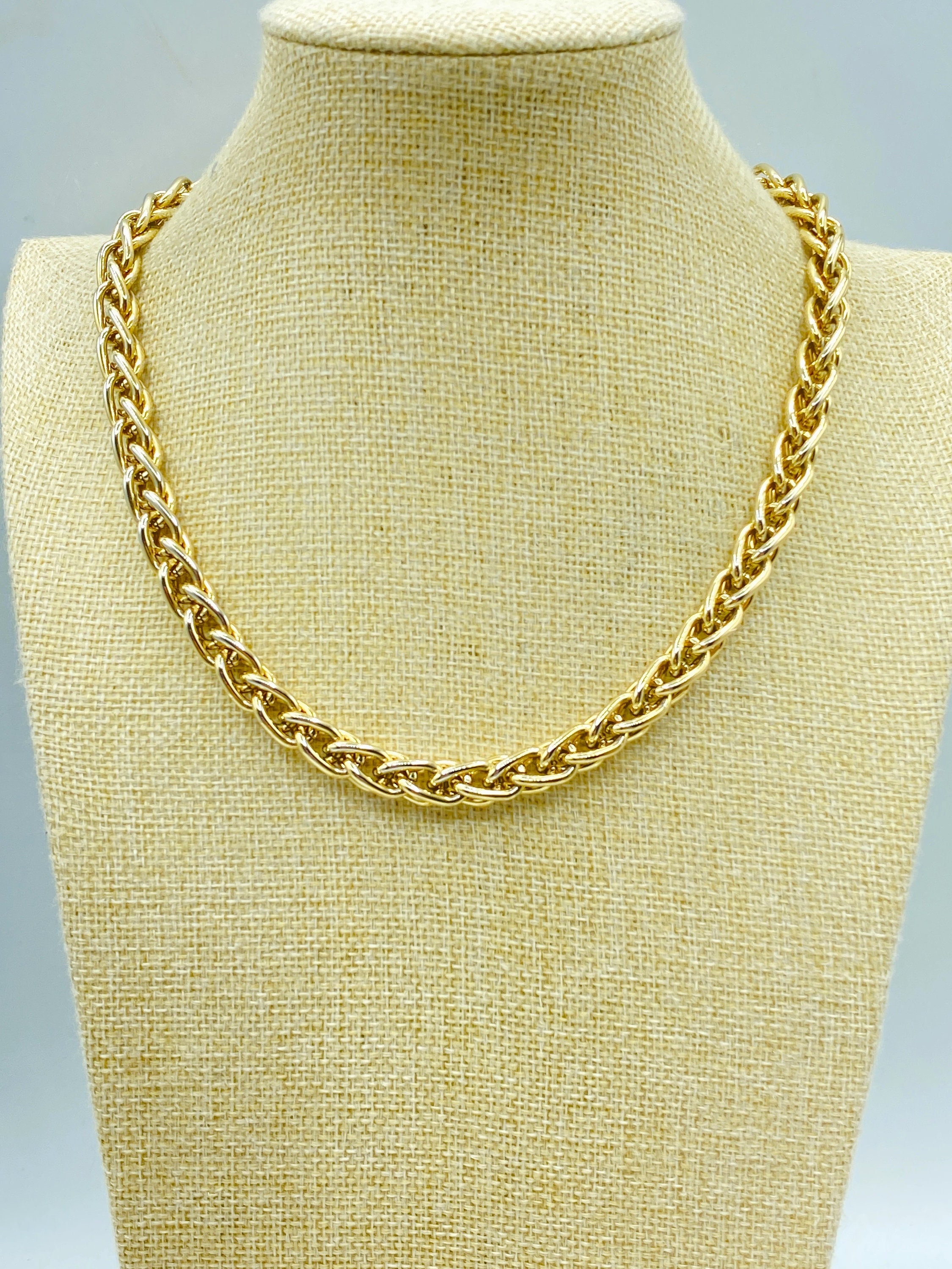 Vintage Monet Gold Chain Necklace, Monet Jewelry, 18 Inches