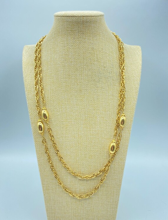 C clearance monet necklace