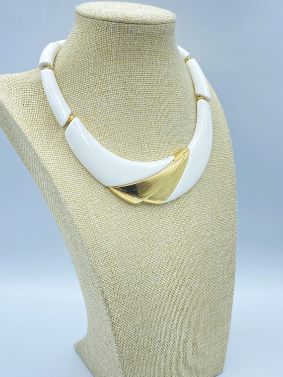 Vintage Napier White and Gold Necklace, 1988 Napie