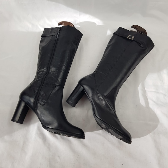 Vintage black leather heeled boots women: Y2k high heels, mid calf, 9 US