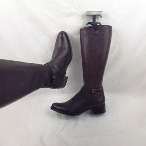 Womens leather knee high buckle boots, stiefel damen, shoes women, riding round toe boots, y2k mod boots women, 90s vintage boots size 7 US