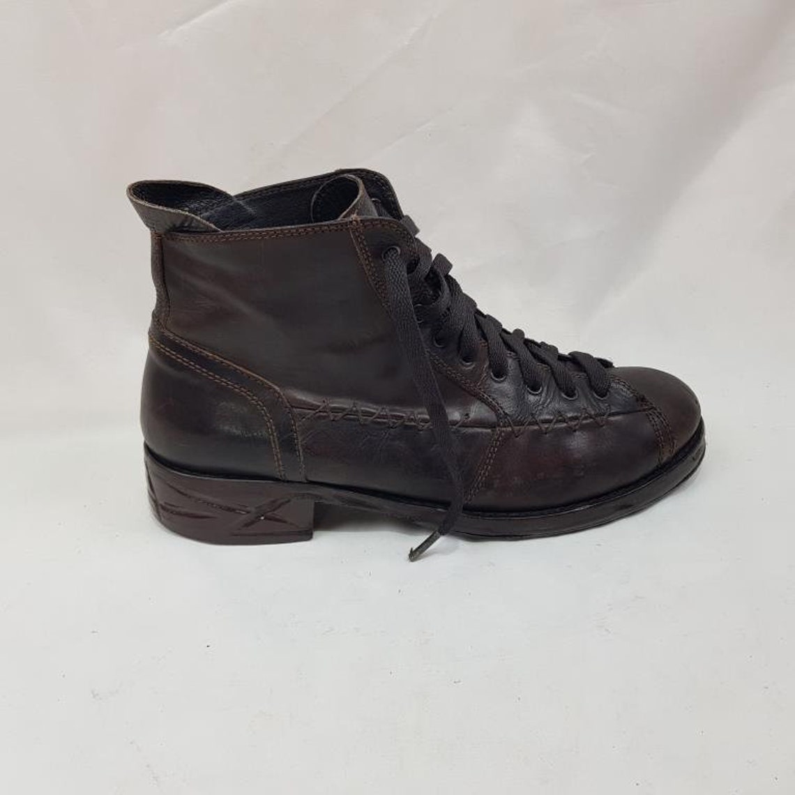 Leather lace up engineer combat boots: 90s Italian, steampunk shoes, hiking, US 9, Foto 3 von 5
