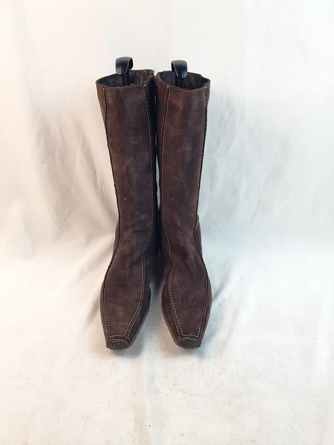 Suede leather square toe barefoot boots women: Y2k witchy booties, mid-calf, US size 7, photo 3 sur 5
