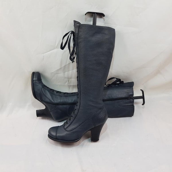 Kniehohe Vintage Schnürstiefel, Schuhe Frauen, graue Lederstiefel Frauen, viktorianische Stiefel mit Absatz, handgefertigte GoGo Stiefel, witchy Stiefel