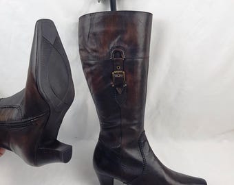 Botas de tacón cuadrado de piel vintage para mujer: Y2K, hasta la rodilla, marrón desgastado, talla 10 de EE. UU.