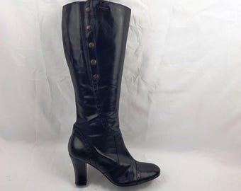 Botas altas de cuero negro para mujer: estilo vintage Y2K, pantorrilla ancha, tacón alto, talla 9 EE. UU.