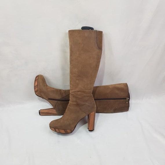 Platform boots size 9 2025