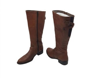 Vintage leather knee high boots women: Y2k brown wide calf, round toe, 7 US