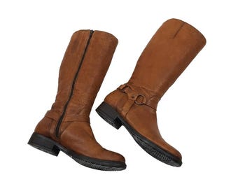 Leather knee high buckle boots women: Y2K vintage brown, wide calf, size 9 US