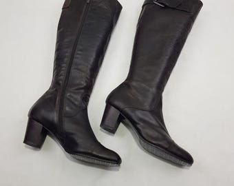 Leather square toe knee high boots women: 90s vintage brown, heeled, size US 7