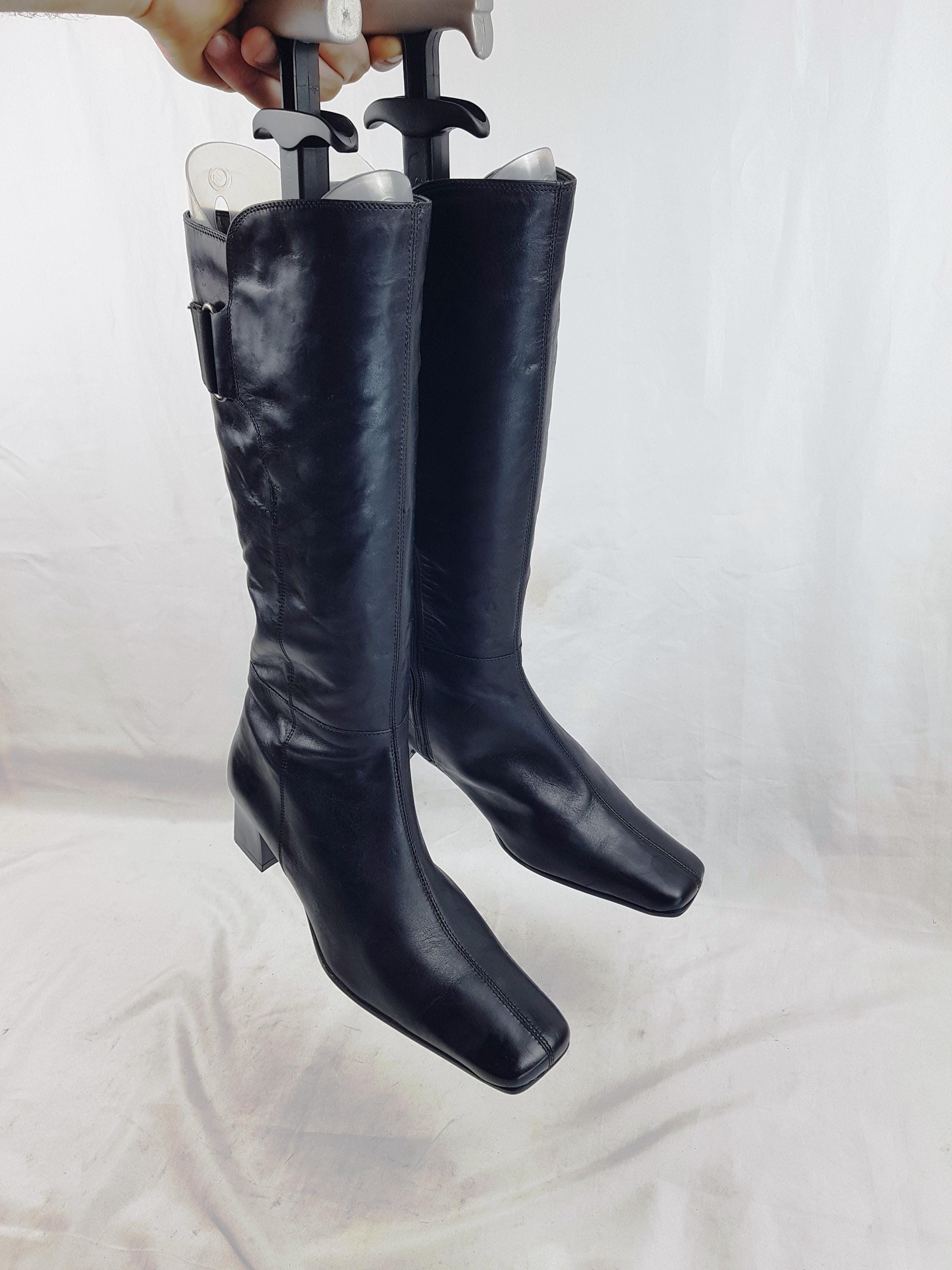 Vintage Black Leather Square Toe Boots: Y2K Mid Calf Heels (US 8