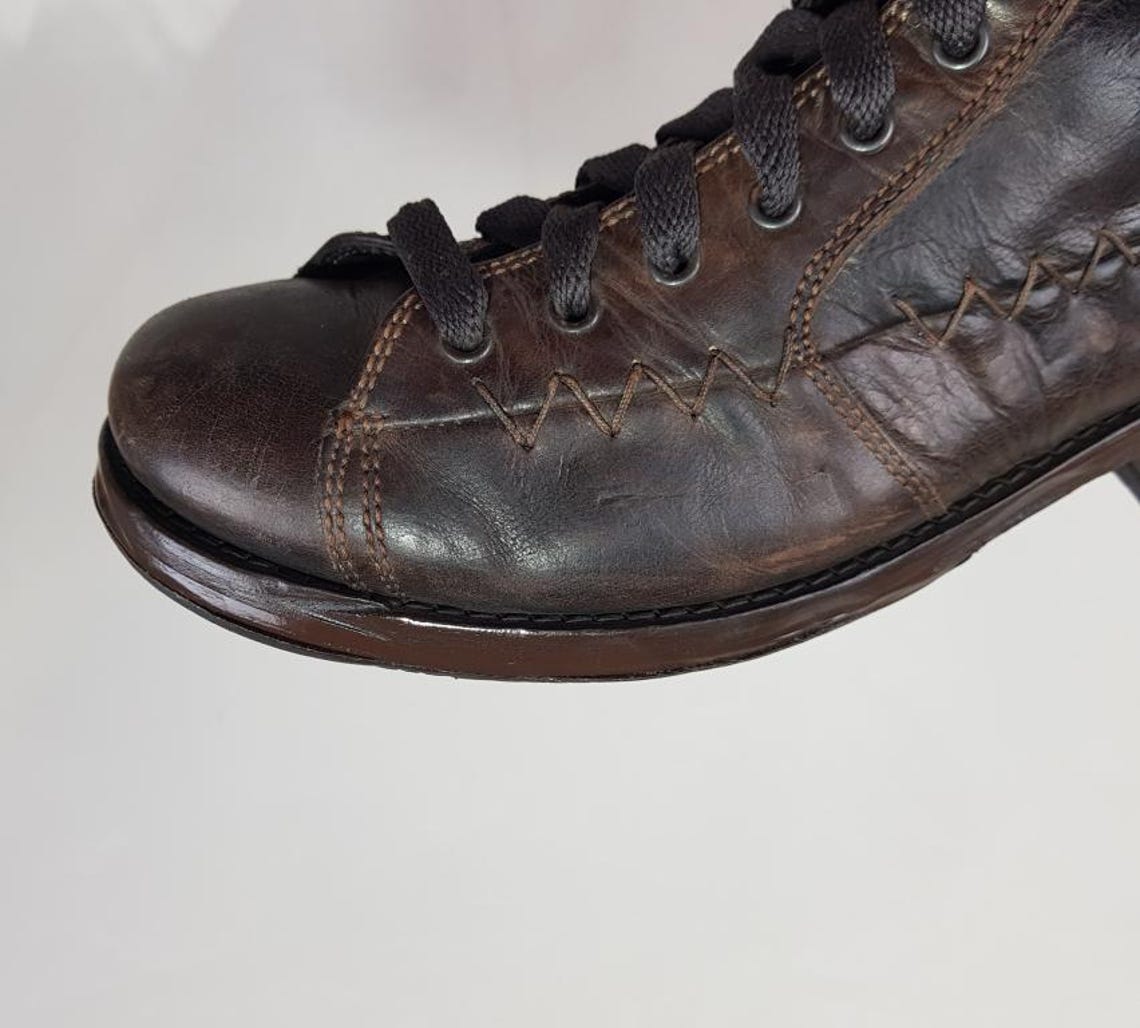 Leather lace up engineer combat boots: 90s Italian, steampunk shoes, hiking, US 9, Foto 1 von 5
