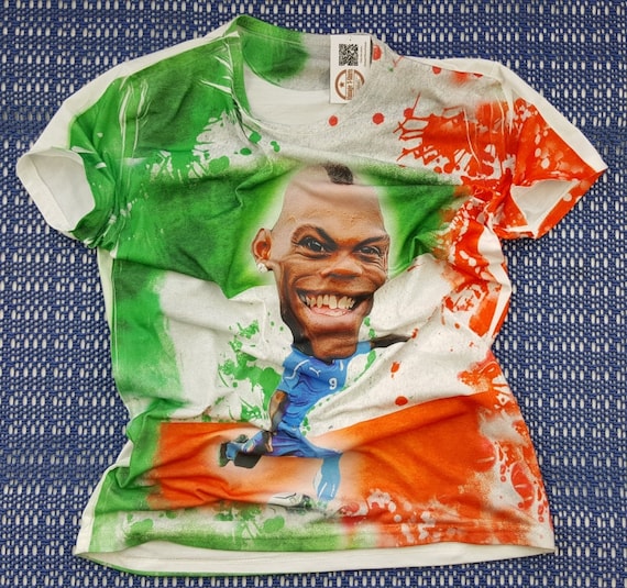 90s Vintage Football player Vintage Italy Soccer s