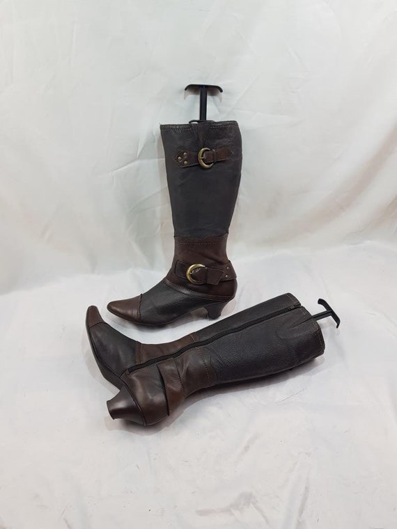 Medieval vintage knee high boots, pointed toe viki
