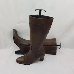 Knee high brown leather wide calf boots women, mod round toe boots, italian shoes women, 90s vintage womens gogo boots size 10 US