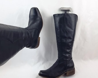 Leather square toe wide calf boots women: Y2K vintage knee high, size 7 US