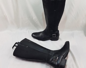 Bottes en cuir noir pour femmes, bottes mollets larges, bottes hautes vintage faites main pour femme, longues bottes de cosplay rétro pirate, bottes d'équitation à boucle des années 90