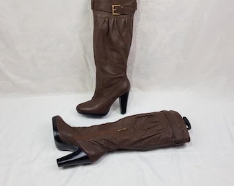 Brown leather platform heels boots: Y2k vintage knee-high, boho buckle size 9