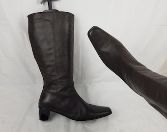 Botas altas de cuero con punta cuadrada para mujer: marrón vintage de los años 90, talla 11 (EE. UU.)