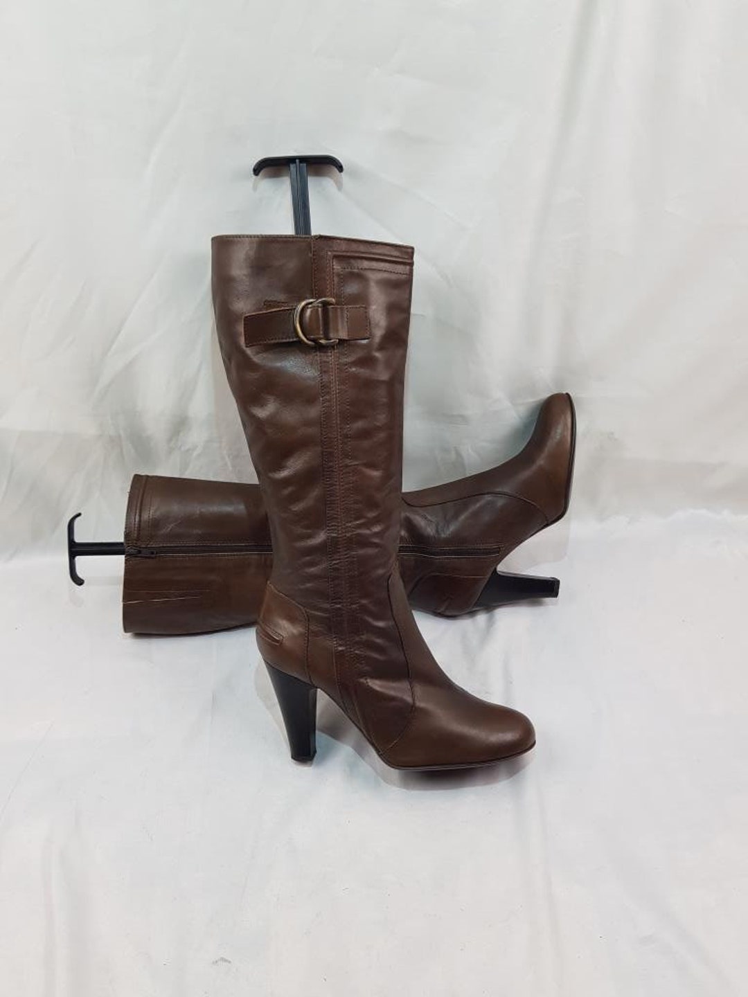 brown leather heel boots